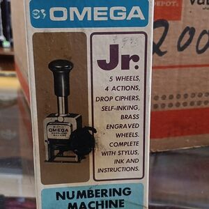 Numbering machine